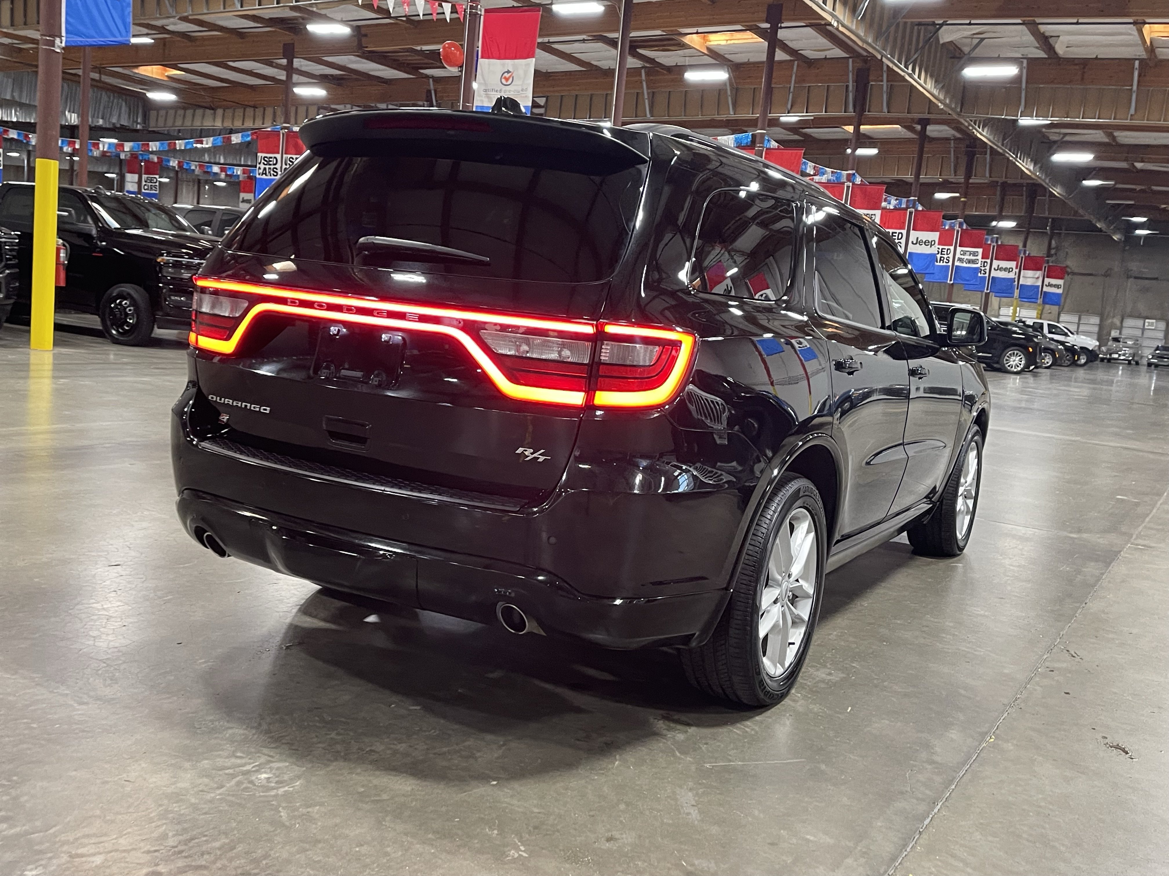 Used 2025 Dodge Durango R/T AWD/4WD image 5