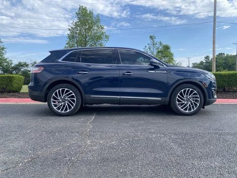 Used 2019 Lincoln Nautilus Reserve AWD/4WD image 2