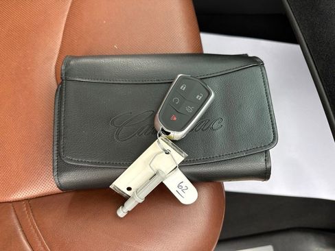 Used 2019 Cadillac Escalade Premium Luxury AWD/4WD image 66