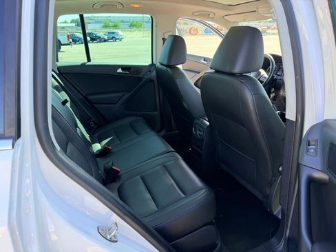 Used 2013 Volkswagen Tiguan S AWD/4WD image 18