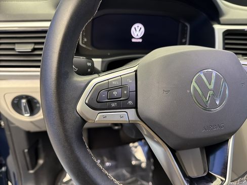 Used 2023 Volkswagen Atlas SEL image 16