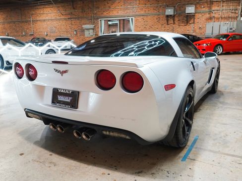 Used 2013 Chevrolet Corvette Grand Sport w/ 2LT Preferred Equipment Group RWD image 15