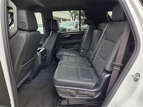 Certified 2025 Chevrolet Tahoe LT image 13