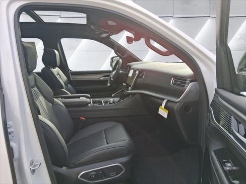 New 2026 Jeep Grand Wagoneer Limited image 34