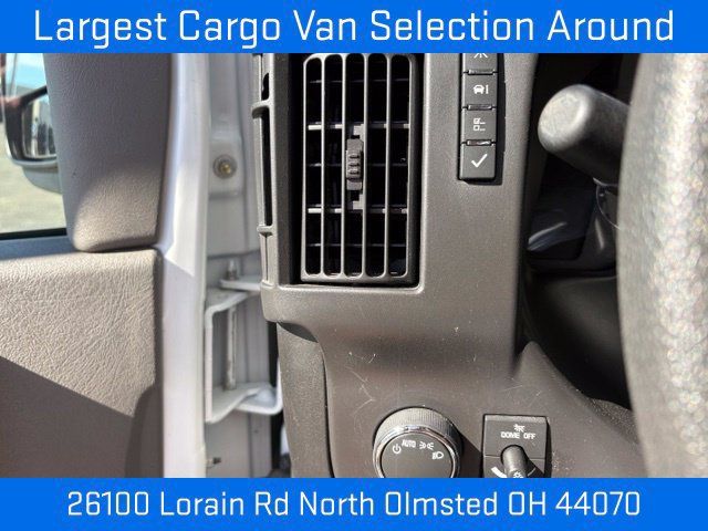 Used 2025 GMC Savana 2500 w/ Driver Convenience Package RWD image 28