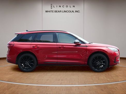 Certified 2024 Lincoln Corsair Reserve w/ Equipment Group 201A AWD/4WD image 4