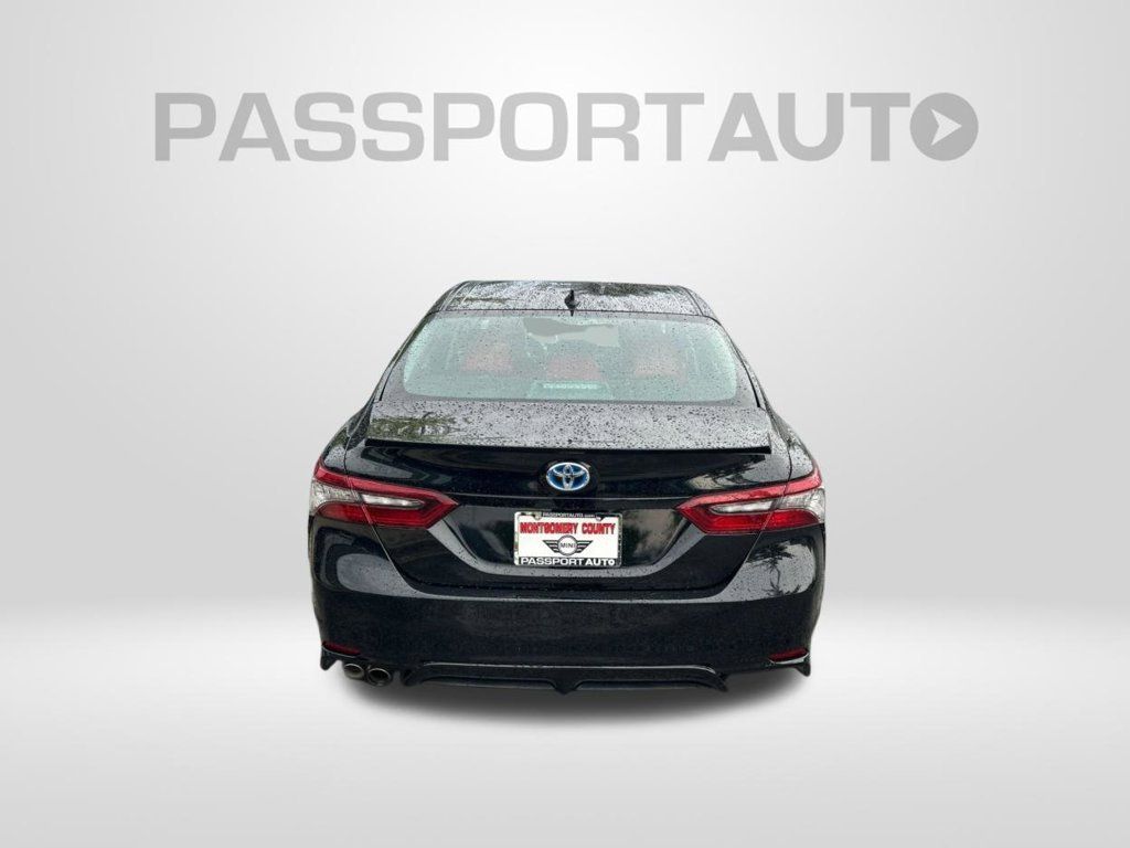 Used 2021 Toyota Camry XSE w/ Cold Weather Package FWD image 7