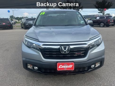 Used 2019 Honda Ridgeline Sport image 10