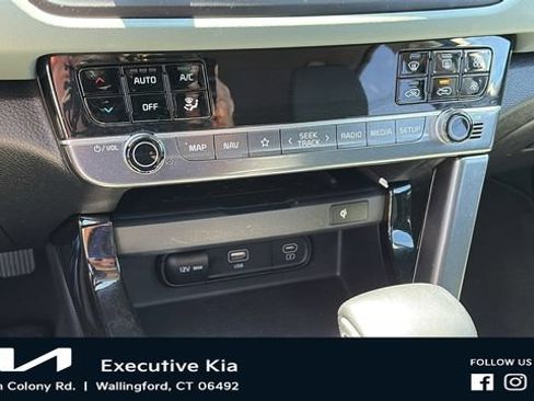 Certified 2024 Kia Seltos SX AWD/4WD image 18