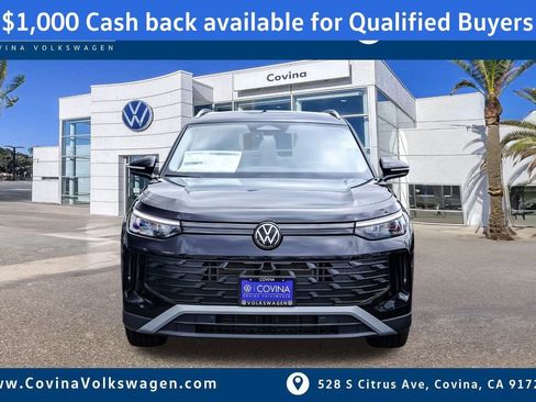 New 2026 Volkswagen Tiguan SE image 2