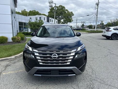 Certified 2025 Nissan Rogue SL AWD/4WD image 3