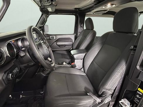 Used 2022 Jeep Wrangler Sport image 17