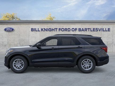 New 2026 Ford Explorer Active RWD image 4