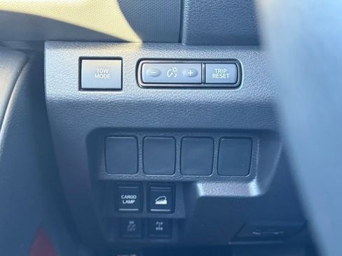 Used 2023 Nissan Frontier PRO-4X w/ Tow Package image 32