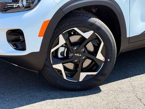 New 2026 Kia Seltos S image 23