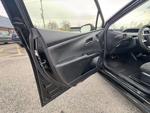 Used 2016 Toyota Prius Two image 30