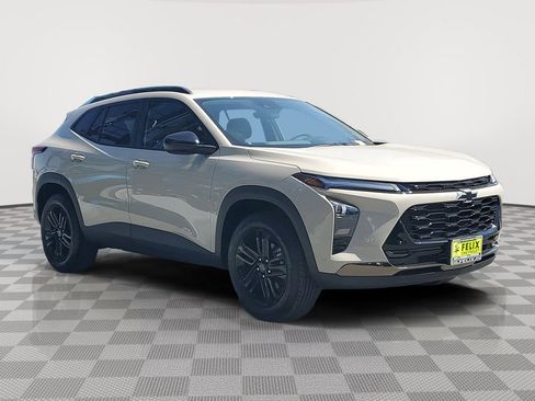 New 2026 Chevrolet Trax ACTIV FWD image 3
