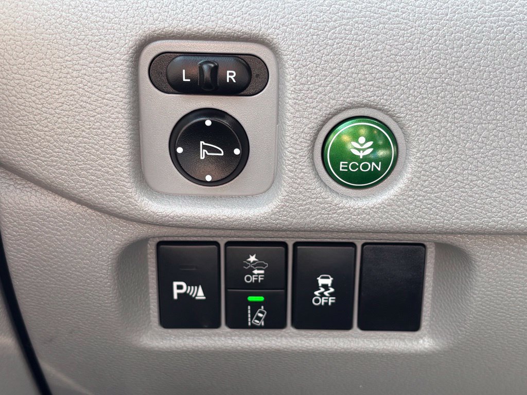 Certified 2019 Honda Pilot Touring image 31