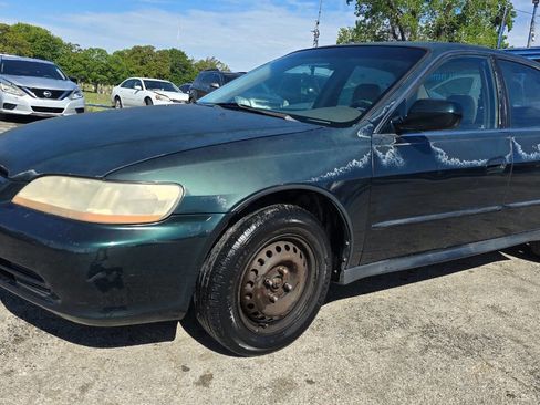 Used 2001 Honda Accord LX image 1
