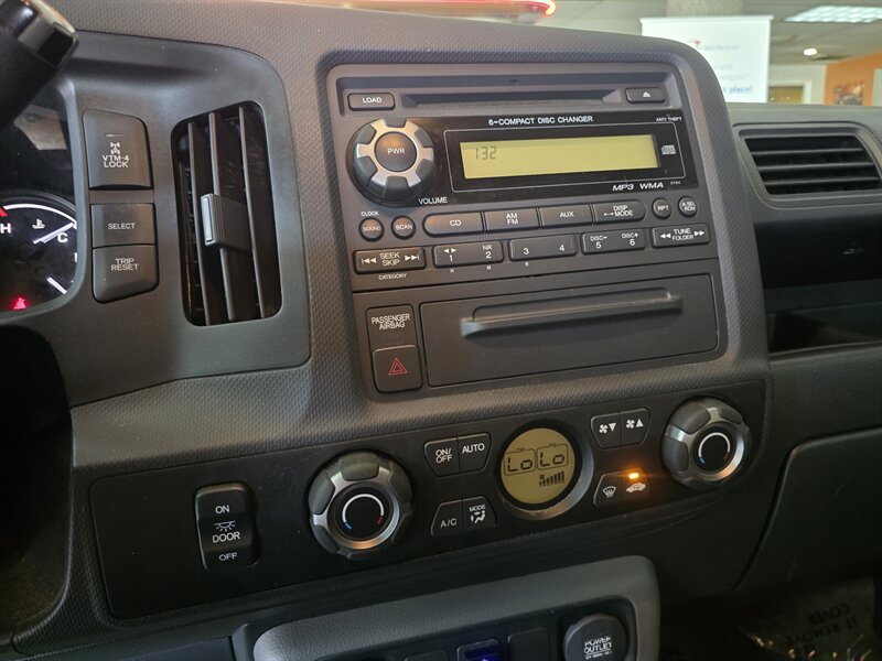 Used 2012 Honda Ridgeline RTS image 22