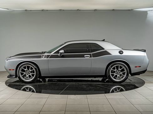 Used 2022 Dodge Challenger R/T w/ T/A Package RWD image 8