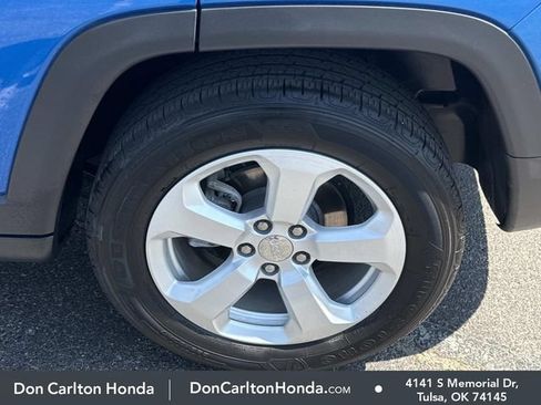 Used 2020 Jeep Compass Latitude w/ Popular Equipment Group FWD image 12