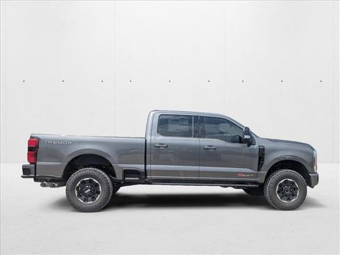 New 2025 Ford F350 Lariat w/ Lariat Ultimate Package image 4