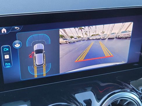 Certified 2025 Mercedes-Benz GLA 250 image 28