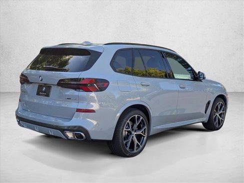 New 2026 BMW X5 xDrive40i w/ M Sport Package AWD/4WD image 2