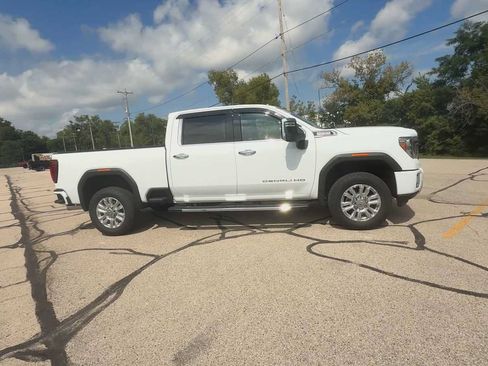 Certified 2020 GMC Sierra 3500 Denali w/ Technology Package AWD/4WD image 9