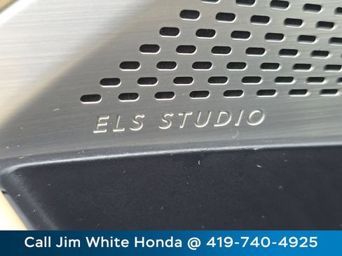 Used 2024 Acura MDX w/Technology Package image 12