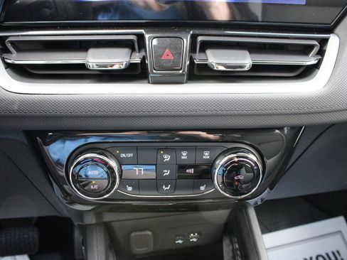 New 2026 Chevrolet TrailBlazer LT w/ Convenience Package image 37