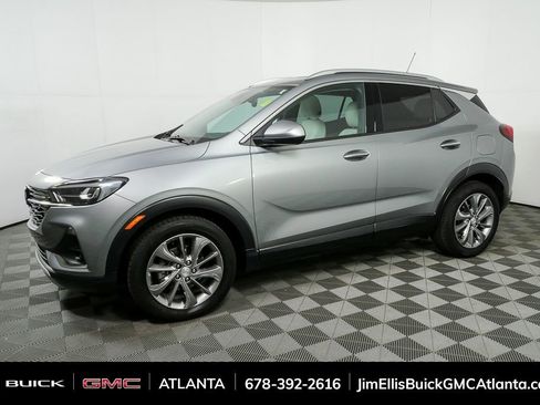 Used 2023 Buick Encore GX Essence w/ Experience Buick Package image 2
