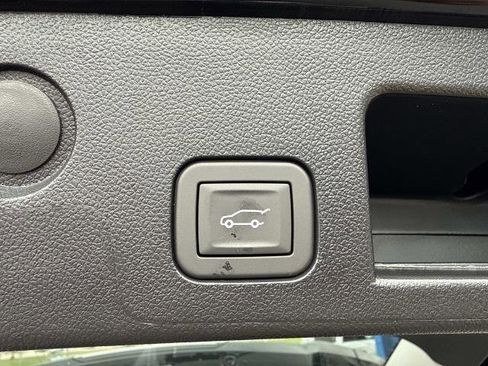 New 2026 GMC Terrain Denali w/ LPO, Floor Liner Package AWD/4WD image 30