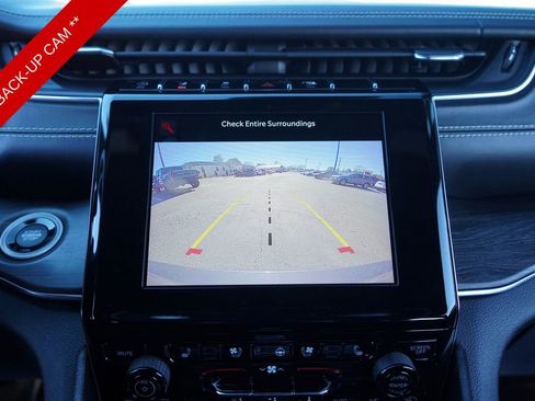 Used 2022 Jeep Grand Cherokee L Overland image 19