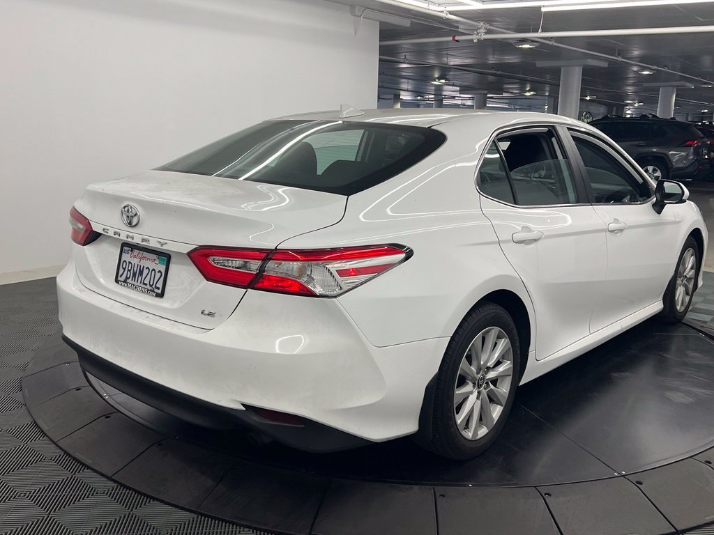 Used 2020 Toyota Camry LE FWD image 4
