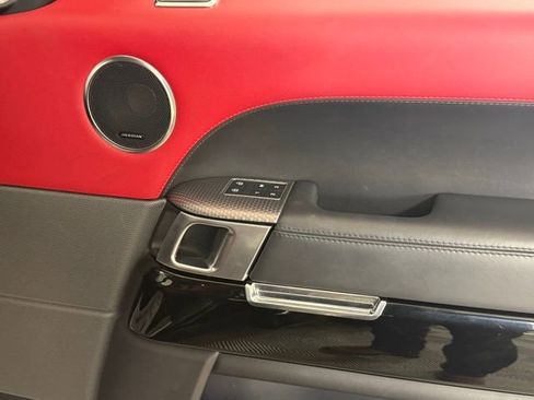 Used 2021 Land Rover Range Rover Sport HST image 30