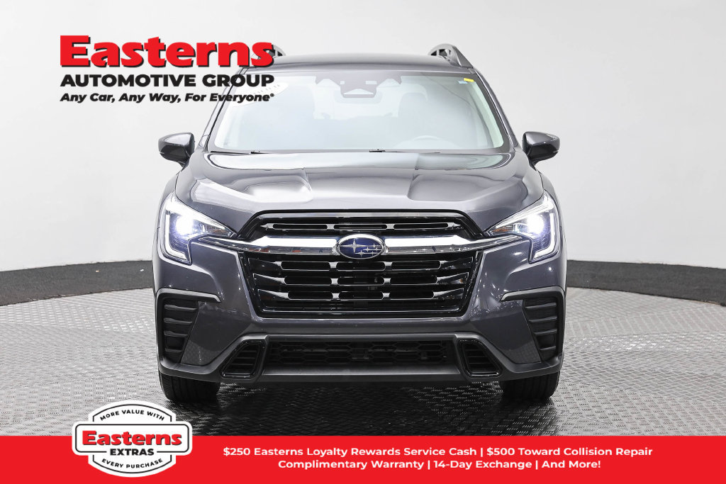 Used 2025 Subaru Ascent Premium AWD/4WD image 3