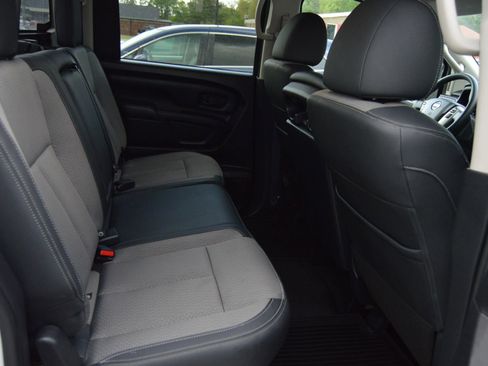 Used 2021 Nissan Titan S w/ S Utility Package RWD image 25