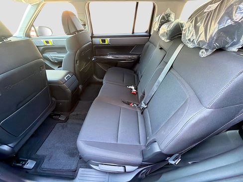 New 2026 Hyundai Santa Fe SE image 22