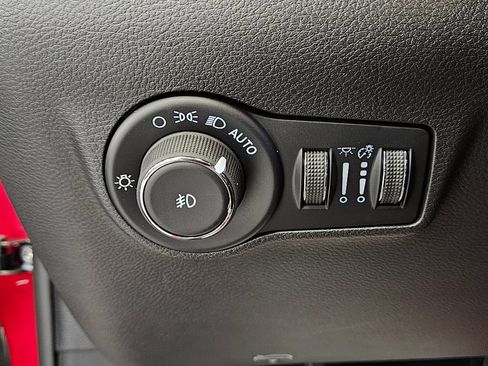 New 2026 Jeep Compass Latitude image 27