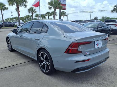 Used 2024 Volvo S60 B5 Plus w/ Climate Package AWD/4WD image 8