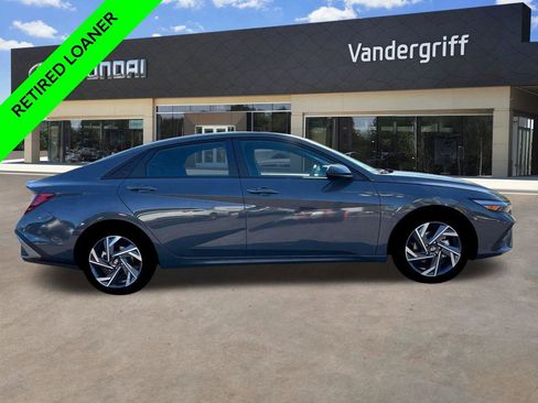 New 2025 Hyundai Elantra Sport image 37