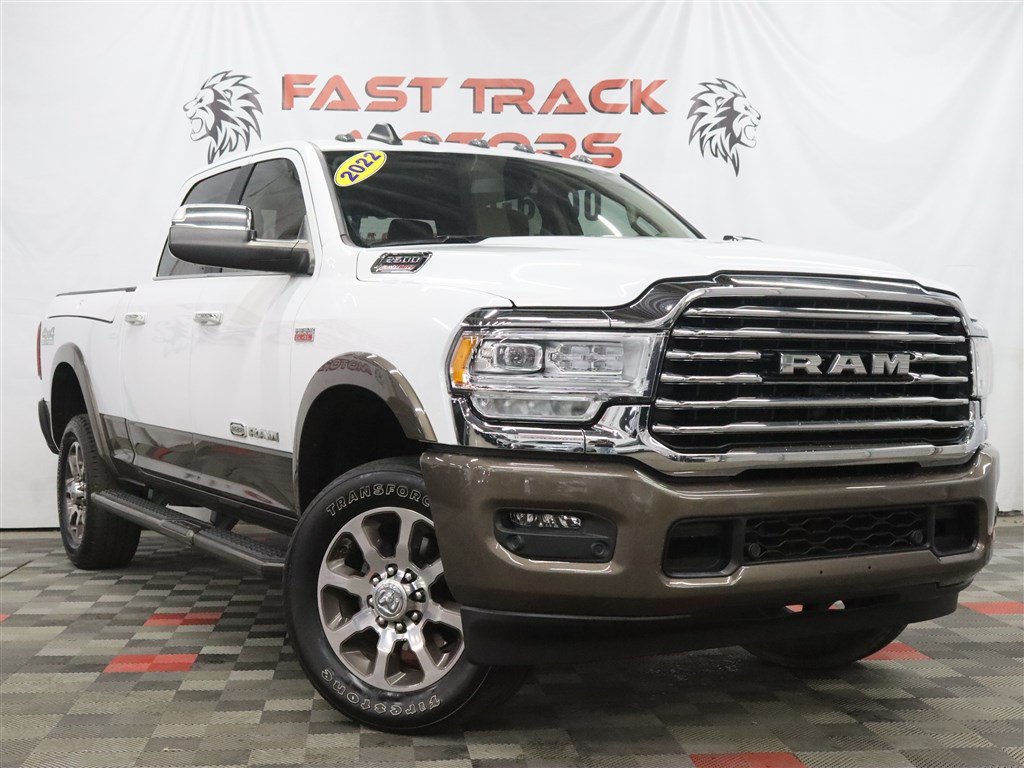 Used 2022 RAM 2500 Limited w/ Off Road Package AWD/4WD image 3