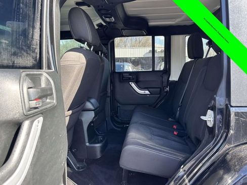 Used 2018 Jeep Wrangler Unlimited Sahara w/ Dual Top Group image 18