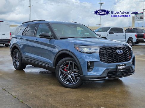 Used 2025 Ford Explorer ST RWD image 1