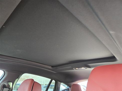 New 2026 BMW X6 M60i w/ Climate Comfort Package image 27