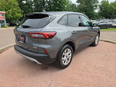 Used 2025 Ford Escape Active AWD/4WD image 5