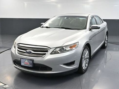 Used 2010 Ford Taurus Limited image 10