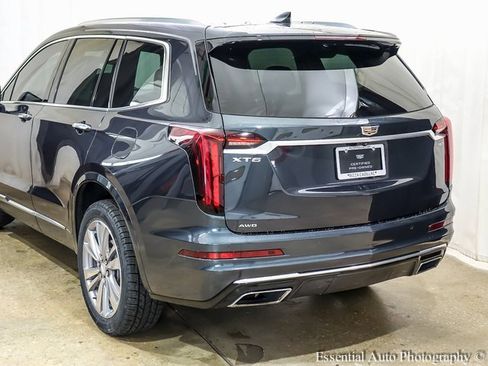 Certified 2023 Cadillac XT6 Premium Luxury image 4